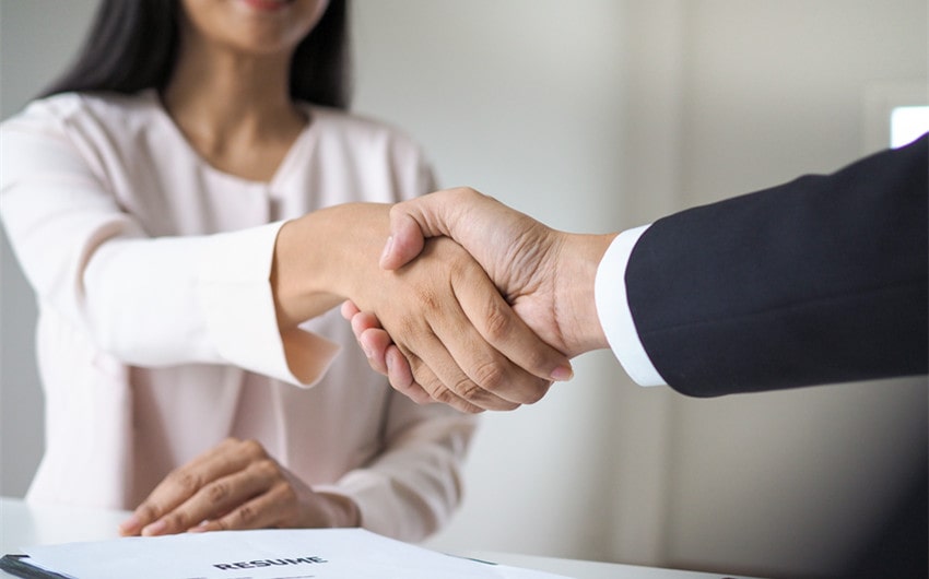 what to say when accepting a job offer