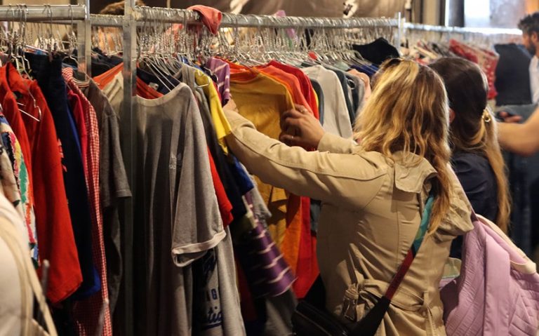 8 Best Thrift Stores in Chicago You Must Visit